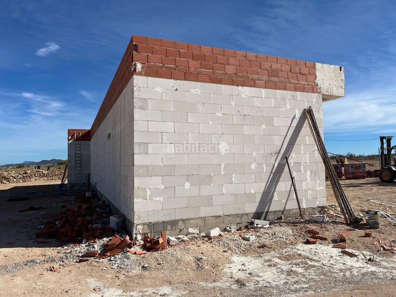 Foto ba9ba748-3c21-45c8-890a-b854ce2402cc. Chalet en Pinoso
