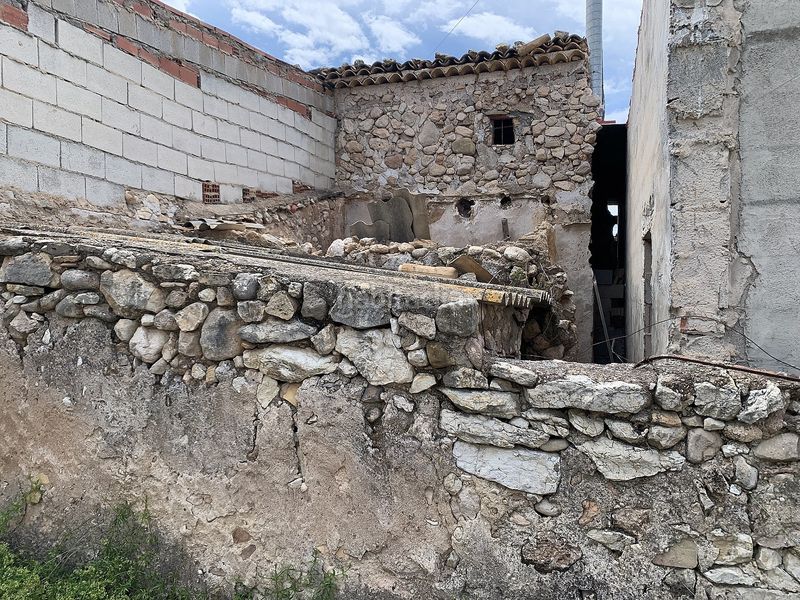 Foto dde6ea64-6767-40c2-8f18-ffa43630b1df. Masia a Abanilla