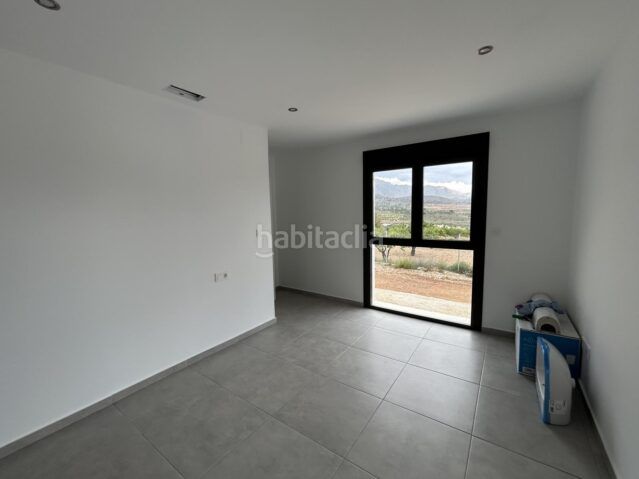 Foto de6f6b19-6030-4f4e-9f0d-691b67195b52. Xalet a Abanilla