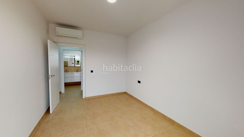 Foto ea53b639-c284-4b31-8068-5f78cff8ba10. Xalet a Novelda