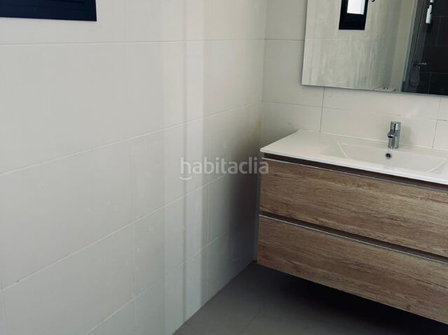 Foto f551c460-045c-4b92-a1e9-476cd32c0dfe. Xalet a Abanilla