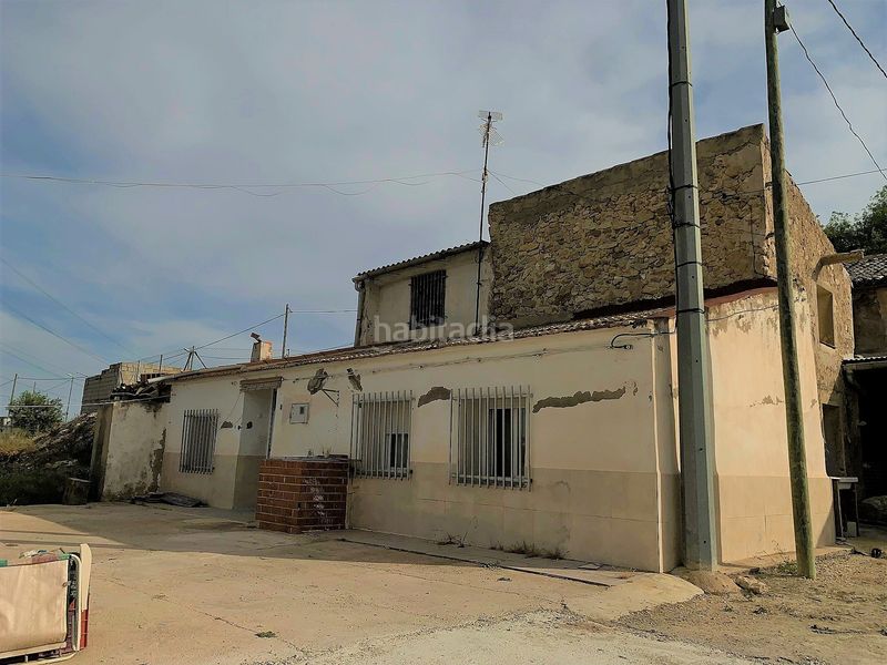 Foto 1a8bdf59-d1a7-4ccd-b4fd-e74b1d51e093. Masia a Abanilla