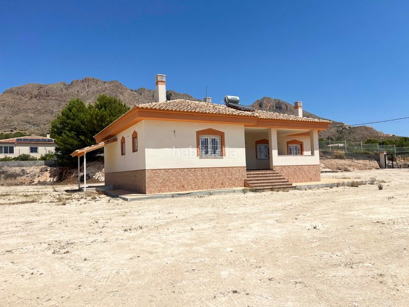 Foto f448919a-20e7-4c61-8cdf-3670426466e2. Chalet en Abanilla
