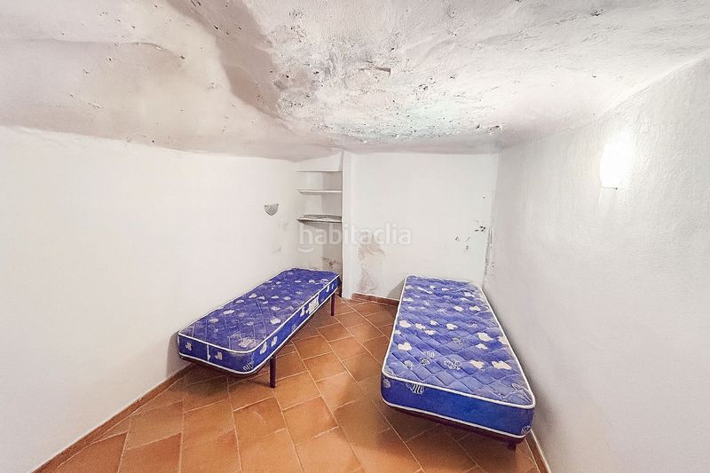 Foto 94c50db4-518a-4f49-a9b8-586e1c6bfe93. Masia a Monòver