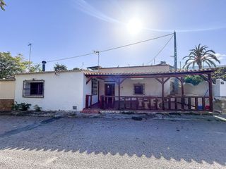 Bauernhof in Monòver. Espaciosa casa cueva con terreno en casas del señor