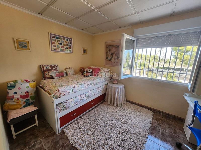 Foto 07d8e756-e65e-4c49-8a6a-6514f3e75aec. Chalet avec cheminée parking piscine dans Las Virtudes Villena