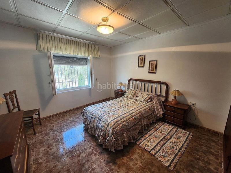 Foto ee61f8a6-de44-4256-996a-8fb54d16f93c. Chalet avec cheminée parking piscine dans Las Virtudes Villena