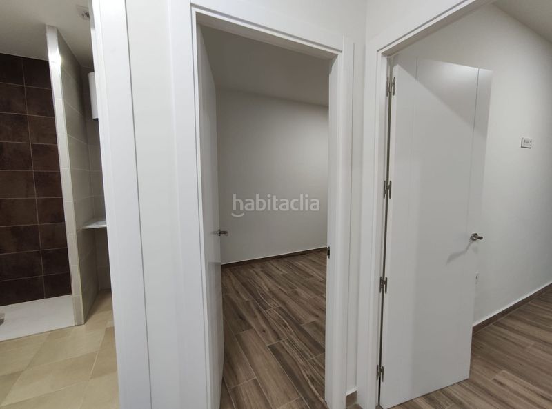 Foto 310cd178-ab57-4980-9d3a-fb9d03b35eb5. Duplex dans Petrer