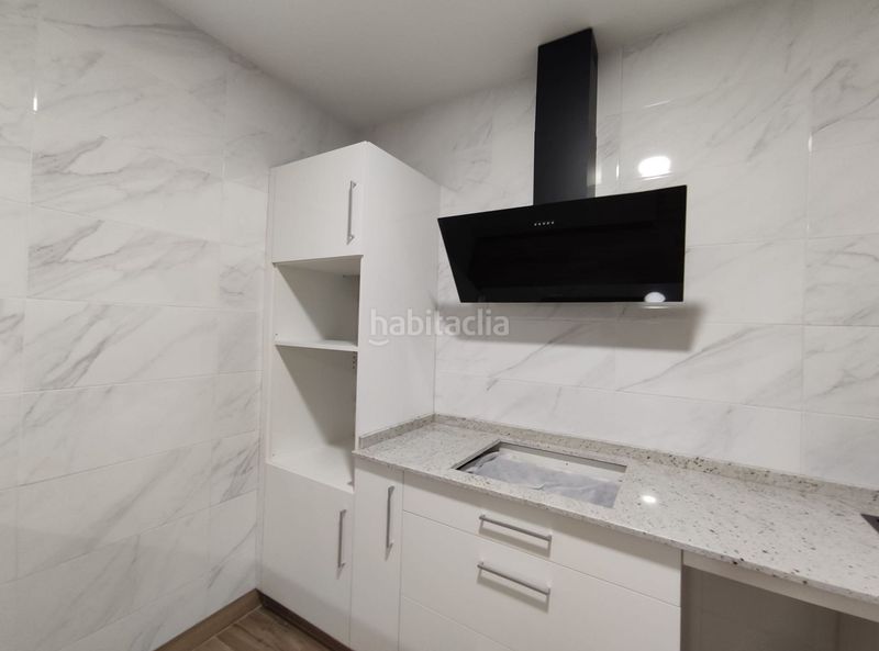 Foto 3b8f805b-4a6f-4b47-bd16-1b67338cdc0d. Duplex dans Petrer