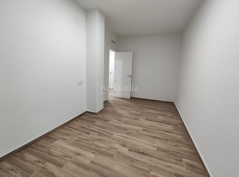 Foto f7fc416f-d4c1-4b4a-adae-f873f1484ded. Duplex dans Petrer