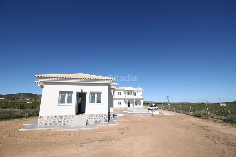 Foto b3b2774a-44da-4167-8043-6e7cf036aa01. Xalet a Pinoso