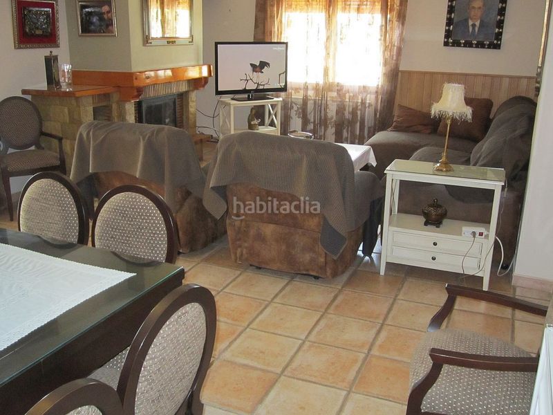 Foto d8ea8404-935e-4220-912c-980222b42a7a. Chalet en Yecla