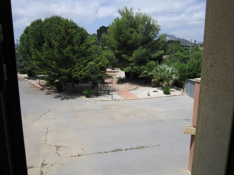 Foto b6665aa3-1e00-4b51-a156-d0e09fd4d55b. Xalet a Yecla