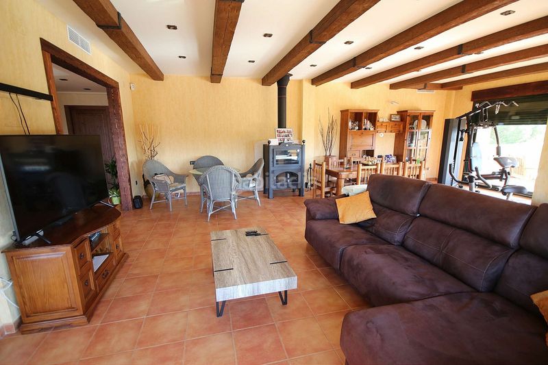 Foto 44c88d83-4cd0-40cc-b95f-e4b98ae31180. Xalet a Petrer