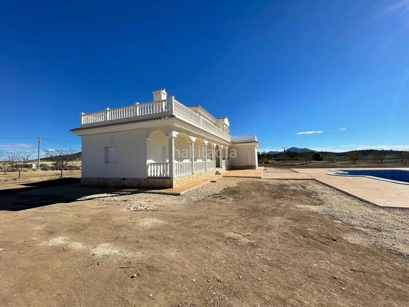 Foto 40abdfa6-76f3-4654-9a06-a6dd6a181834. Chalet en Pinoso