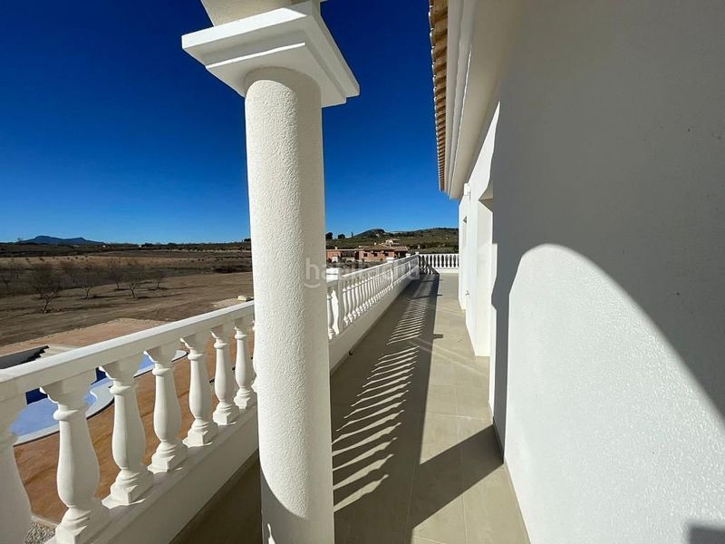 Foto be86b401-97e1-4eef-ab2d-b38f45d5c6e8. Chalet en Pinoso