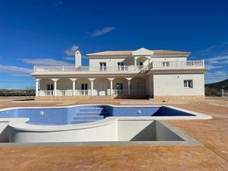 Chalet en Pinoso
