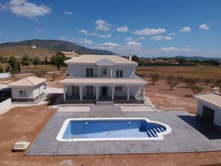 Chalet in Pinoso