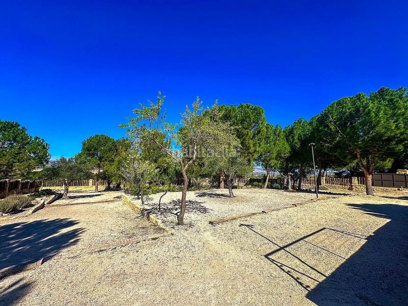 Foto 35e26db9-c210-476f-a393-9076bc6f9377. Chalet en Biar