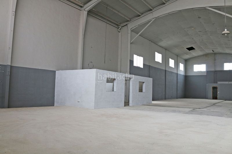 Foto eb838282-40ba-459c-a5e7-d7decdece047. Local comercial a Pinoso