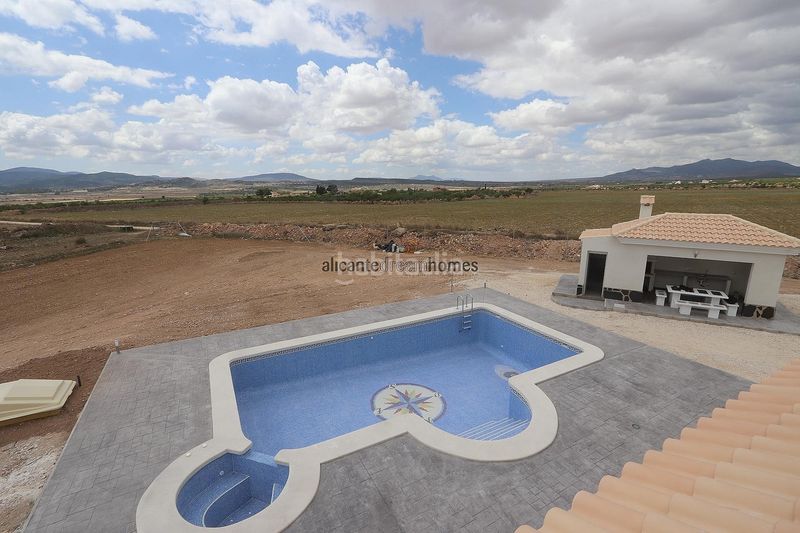 Foto 9ef873cc-a3ca-4b6d-b632-1b81a402774f. Chalet en Pinoso