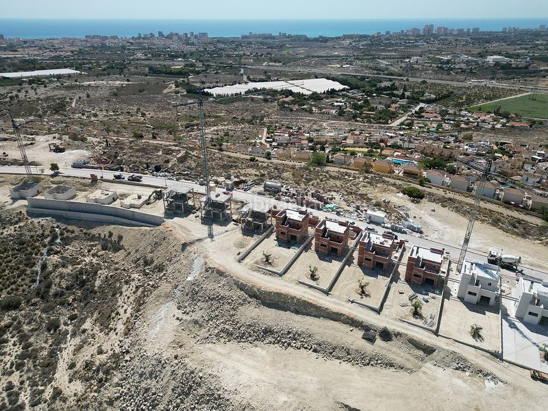 Foto cf0de583-3ec5-4b01-bdfe-109d9049aa19. Xalet a Bonalba-Cotoveta Mutxamel