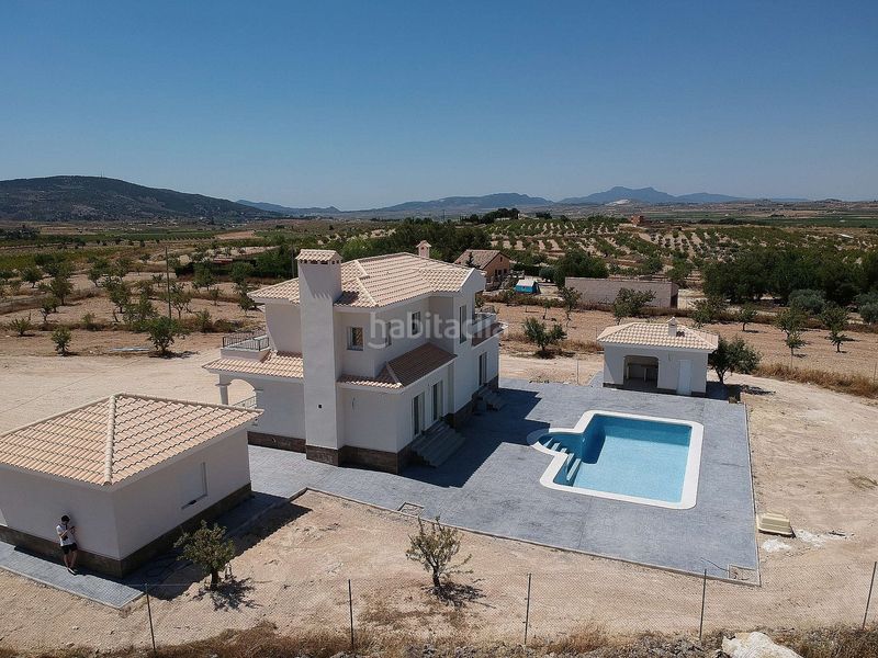 Foto 5875a678-3648-4dfb-8157-40e592324547. Chalet en Pinoso