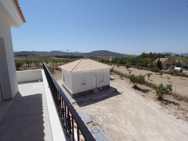 Foto 67d9b296-807d-4286-b93b-7e1c7cf07af8. Chalet en Pinoso