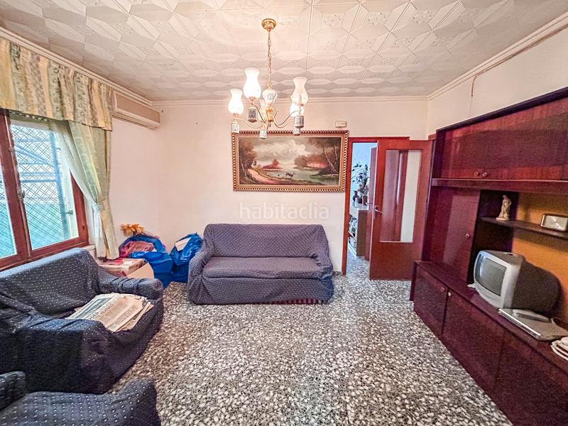 Foto 547be36c-ebe7-4c0e-8bdc-baeb2f4b04dd. Édifice dans Monòver