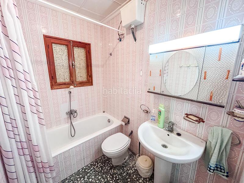 Foto 990baca0-3f83-48e0-bd51-bc8605820a73. Édifice dans Monòver