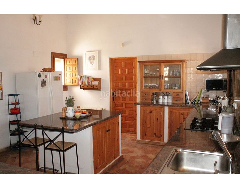 Foto 1345f497-51ac-4ec1-8e73-20f570127788. Masia a Yecla