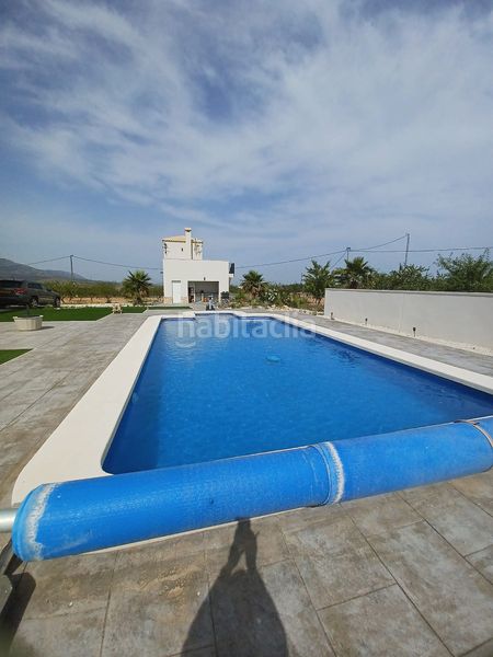 Foto bb36cb0d-ef53-41aa-8aeb-6cd54ac8f1f0. Chalet en Pinoso