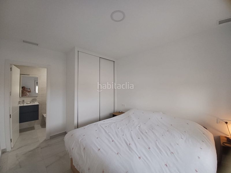 Foto cd7f451a-8523-4d2f-86dc-d30f6cab432e. Xalet a Pinoso