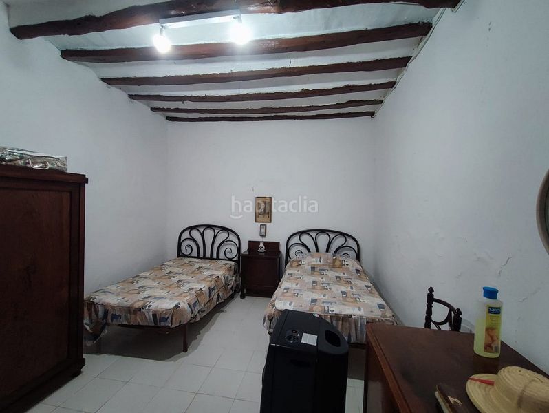 Foto 538eda25-3d3e-43ba-a329-62b1a110be04. Masia a Yecla