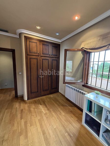 Foto 9f59b460-f99c-4192-9308-31432c0e6d5d. Chalet in Centro Elda