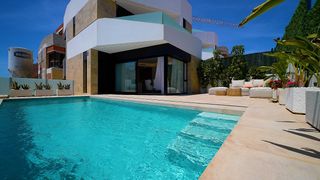 Chalet in Villamartín-Las Filipinas