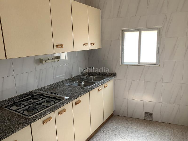 Foto bc66c69b-2c47-4b65-9b2d-f8ff21a43283. Casa a schiera con camino parcheggio in Abanilla