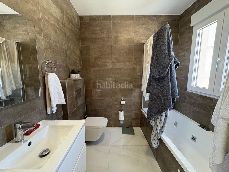 Foto 3459d788-aa84-45c0-90d3-6b59f00cb654. Chalet en Pinoso