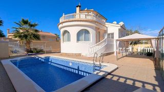 Chalet in Centro de la Ciudad Quesada
