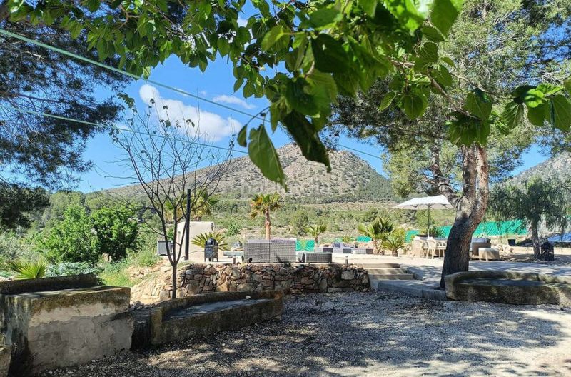 Foto abdf7e45-6576-406d-bc32-feff1199f558. Masia a Romana (la)