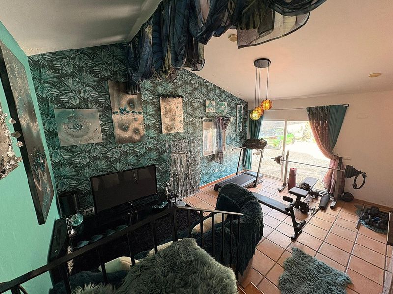 Foto 30271876-5052-4e2b-ab19-dbdac69bbe47. Chalet en Castalla