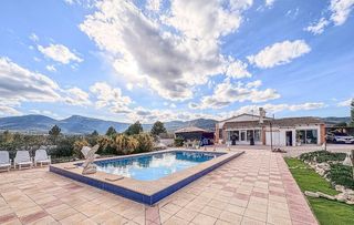 Chalet in Castalla