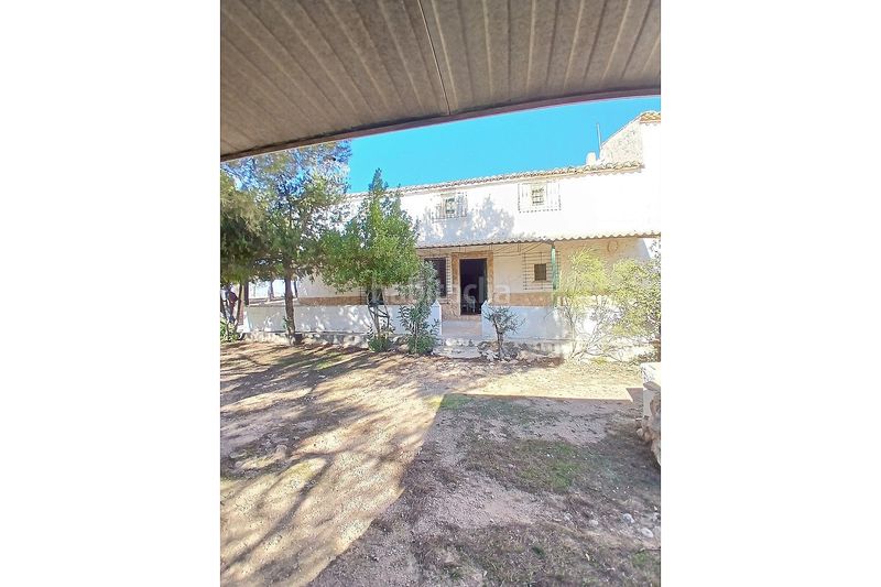 Foto ef2731aa-3889-41fc-a839-96af5fb95ba6. Masia a Caudete