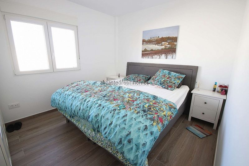 Foto 6fce5c23-ad7d-4b75-bba1-34a2efd9f7a5. Chalet en Pinoso