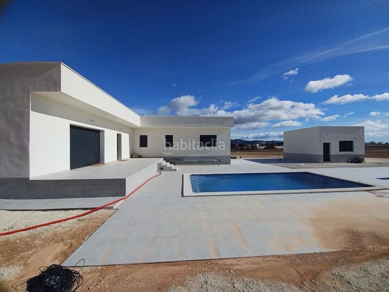 Foto 24a985a1-f90d-4426-8b00-67f1f57c4b88. Chalet en Pinoso