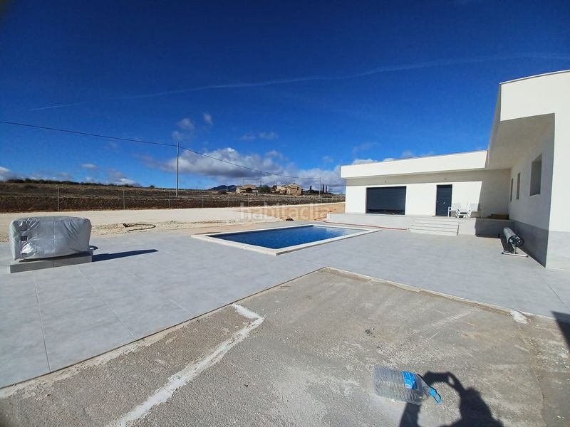 Foto b97c3789-6460-45b4-b29d-6408026c5da4. Chalet en Pinoso