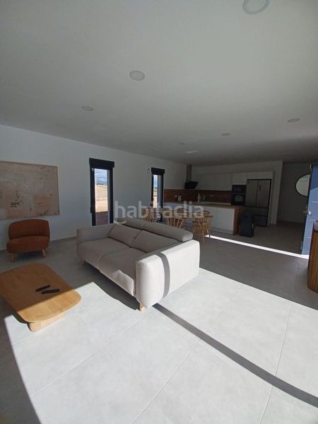 Foto dc740f3e-08ea-439d-9c74-2521cc421b74. Chalet en Pinoso
