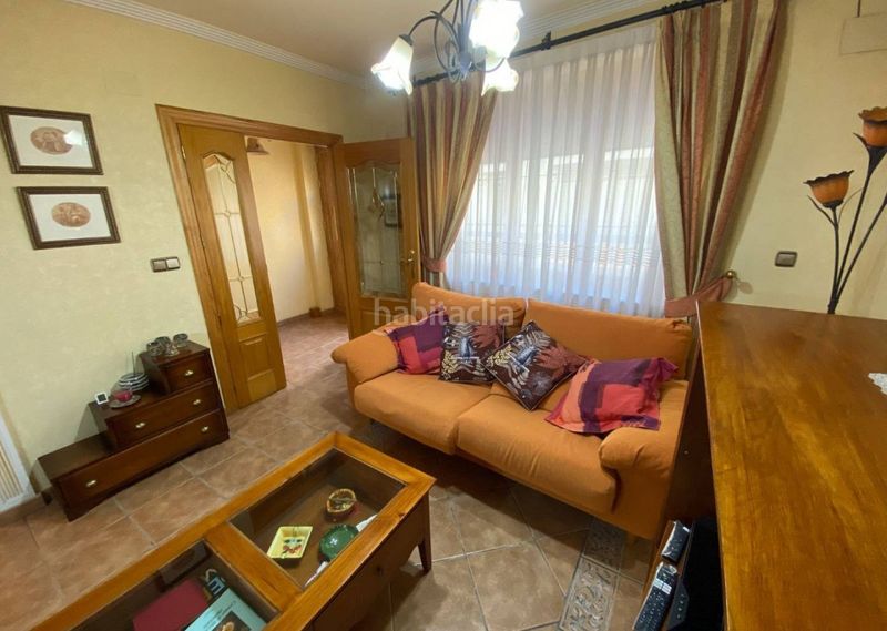 Foto fbfe80aa-e590-4b44-beb3-b3f4e4ef730c. Dúplex en Sax