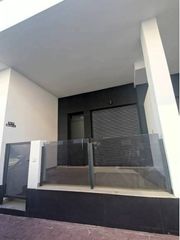 Piccolo appartamento in Zona Carrefour - Urbanizaciones. Hermoso apartamento cerca del mar