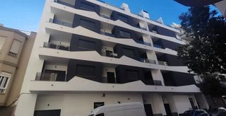 Apartament a Nueva Torrevieja. Impresionante apartamento junto al mar